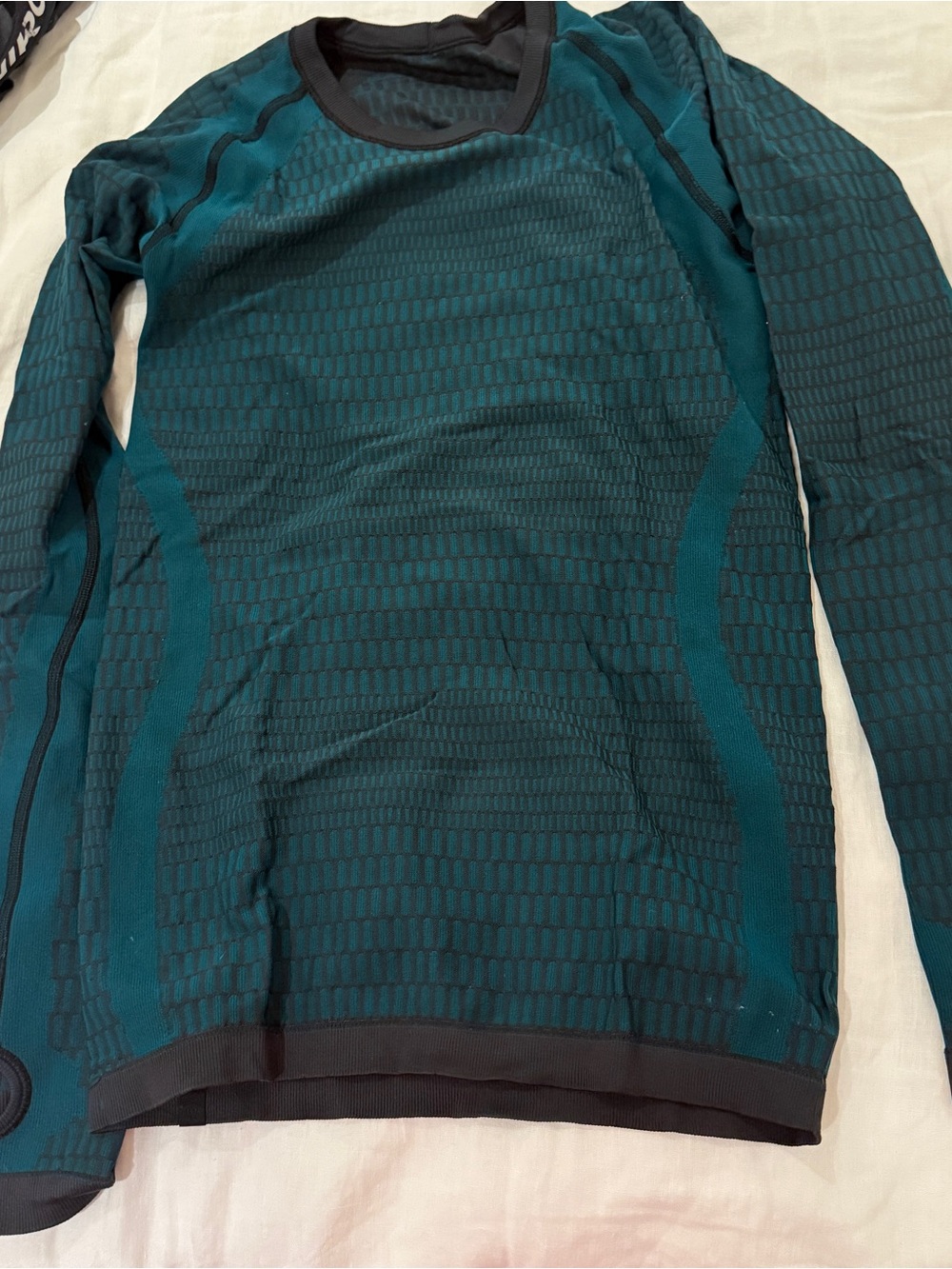lululemon athletica Long Sleeve Swiftly Tech